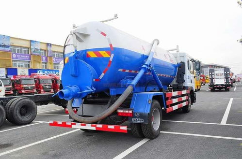 鎮(zhèn)江市多利卡D9新款10噸東風(fēng)吸污車參數(shù)與價(jià)格解析